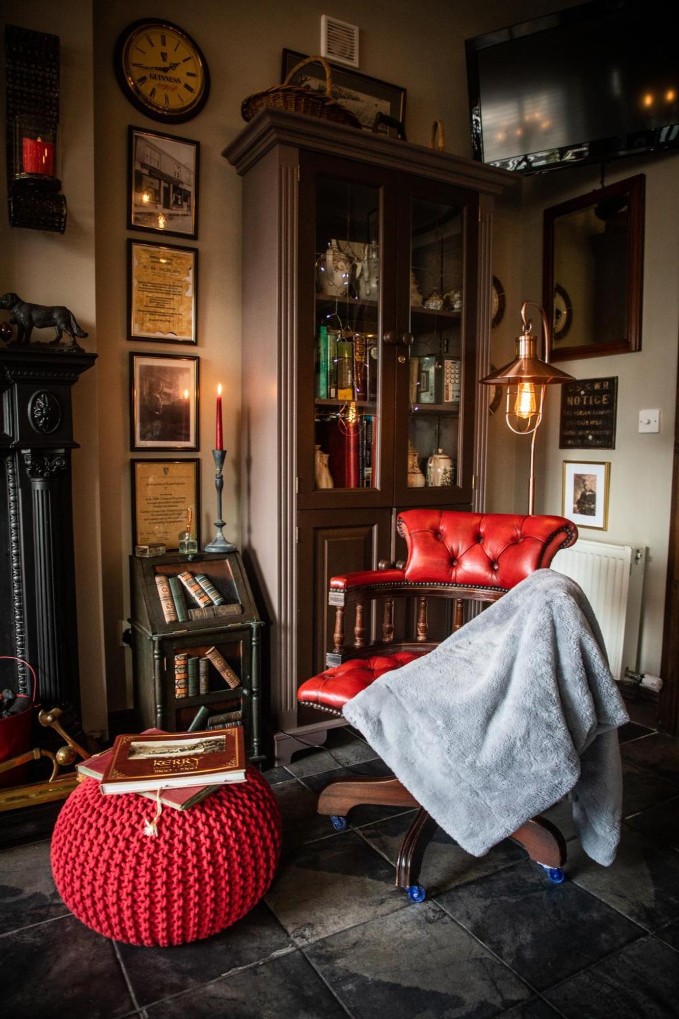 Herlihy'S, Half-Way-House Farranfore ภายนอก รูปภาพ